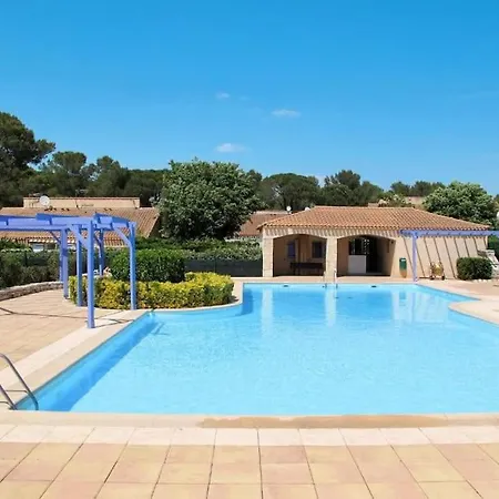 Maison Avec Jardin Et Piscine La Motte  Exterior photo