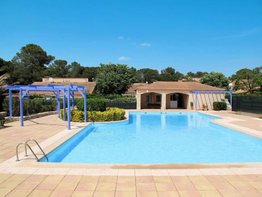 Maison Avec Jardin Et Piscine * La Motte (Var)