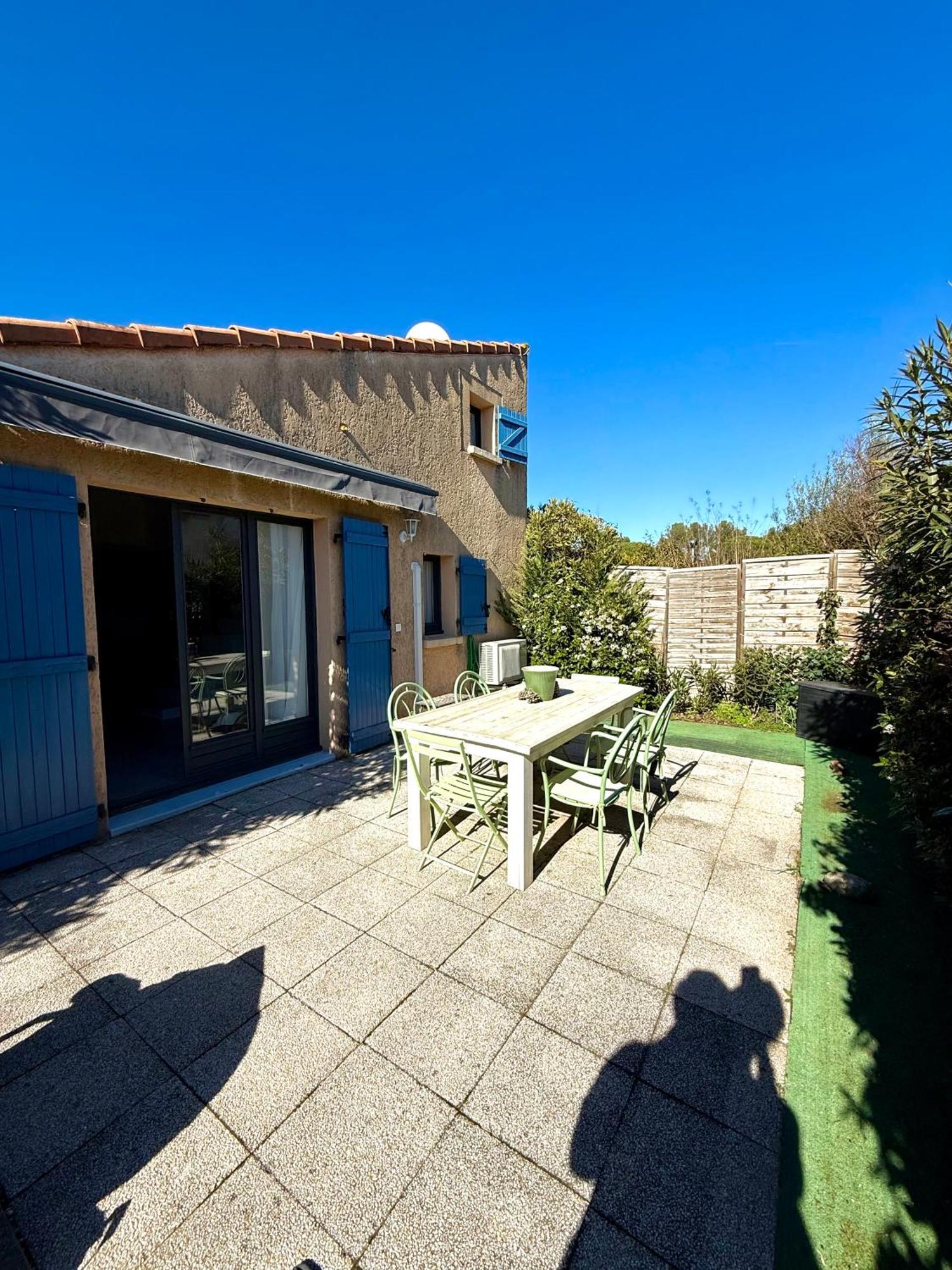 Maison Avec Jardin Et Piscine * La Motte (Var)
